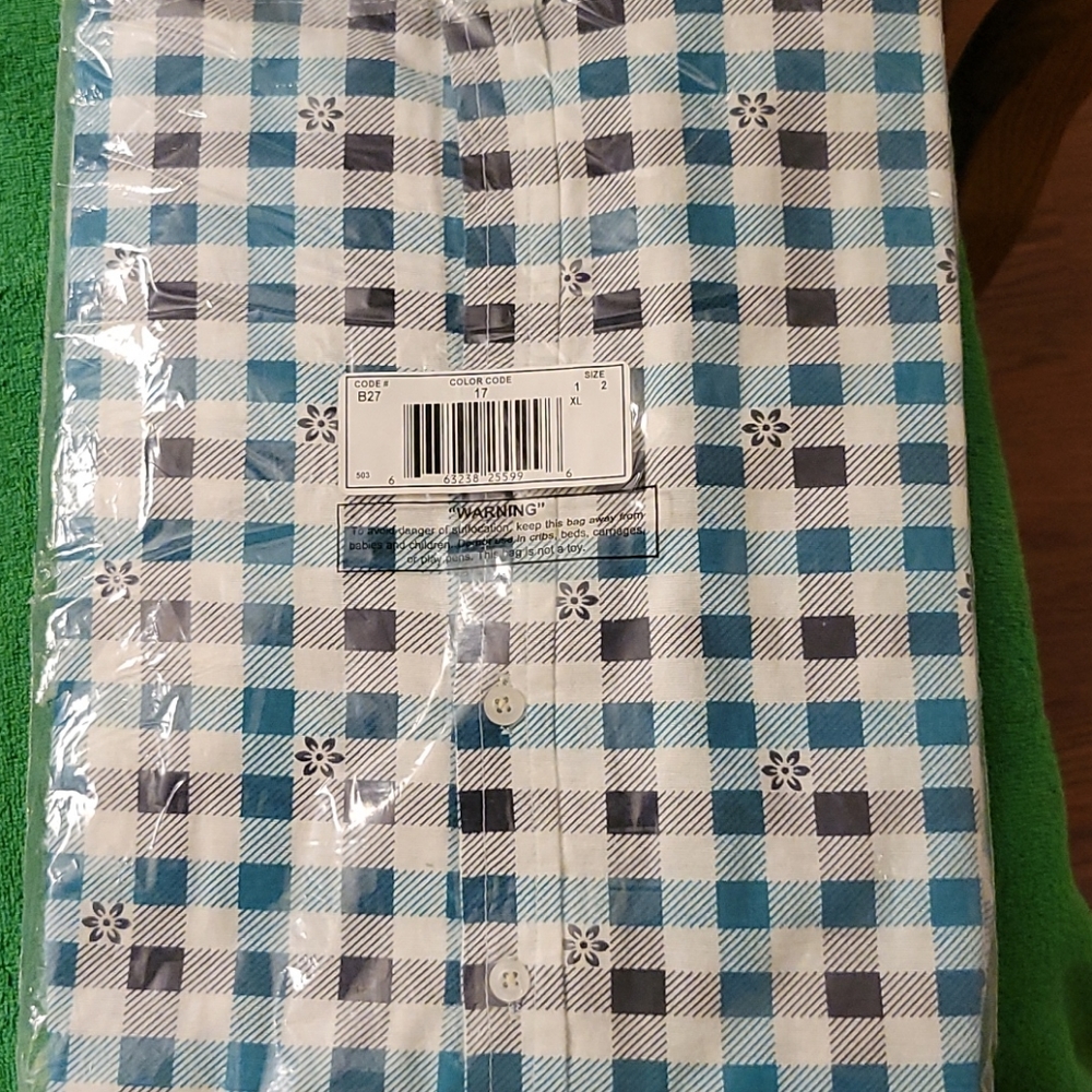 Flannel Top Check Pattern - Picture 2 of 2
